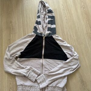 PINK Victoria's Secret Black and Cream Hoodie